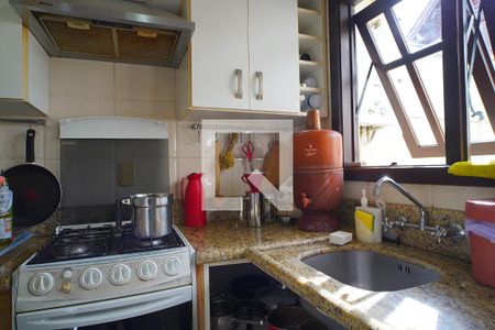 Casa de condomínio à venda com 250m², 4 quartos e 2 vagasCozinha