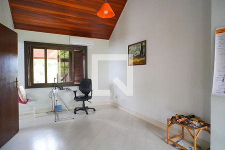 Casa de condomínio à venda com 250m², 4 quartos e 2 vagasSuite 2