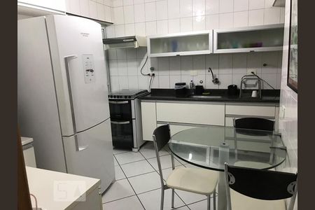 Cozinha de apartamento à venda com 3 quartos, 118m² em Aclimação, São Paulo