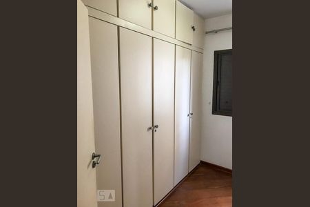 Apartamento para alugar com 101m², 3 quartos e 2 vagasQuarto 2