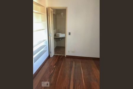 Apartamento para alugar com 101m², 3 quartos e 2 vagasSuíte