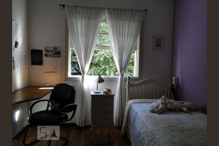 Casa de Condomínio à venda com 4 quartos, 500m² em Jardim Ampliação, São Paulo