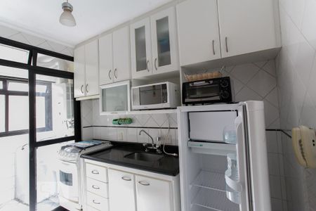 Studio para alugar com 30m², 1 quarto e 1 vaga Studio para alugar com 30m², 1 quarto e 1 vagaCozinha