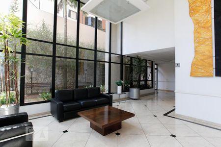 Studio para alugar com 30m², 1 quarto e 1 vaga Studio para alugar com 30m², 1 quarto e 1 vagaHall