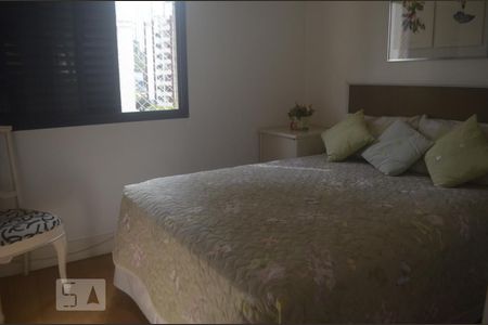 Apartamento à venda com 120m², 3 quartos e 2 vagasQuarto