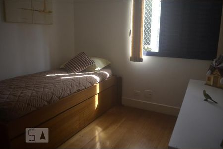 Apartamento à venda com 120m², 3 quartos e 2 vagasQuarto