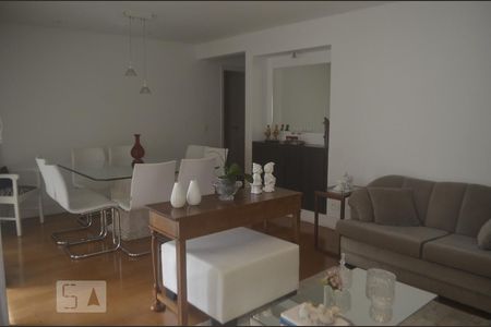 Apartamento à venda com 120m², 3 quartos e 2 vagasSala