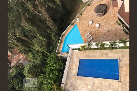 Apartamento à venda com 239m², 3 quartos e 4 vagasÁrea comum - Piscina