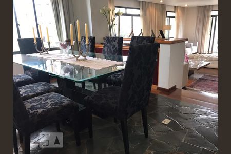 Apartamento à venda com 239m², 3 quartos e 4 vagasSala de Jantar