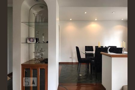 Apartamento à venda com 239m², 3 quartos e 4 vagasDetalhe Sala