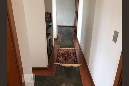 Apartamento à venda com 239m², 3 quartos e 4 vagasDetalhe Sala