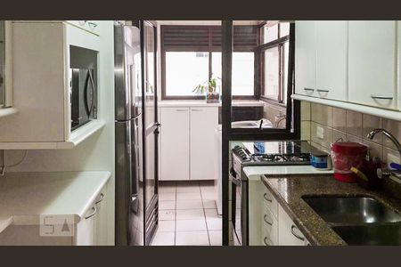 Apartamento à venda com 135m², 3 quartos e 3 vagasCozinha