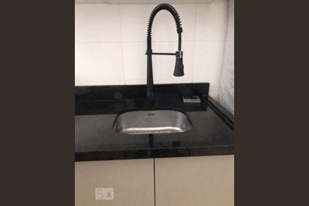 Cozinha de apartamento para alugar com 1 quarto, 38m² em Jardim Brasília (zona Norte), São Paulo