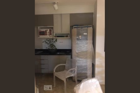 Cozinha de apartamento para alugar com 1 quarto, 38m² em Jardim Brasília (zona Norte), São Paulo