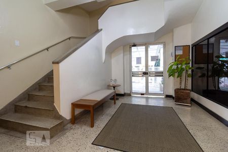 Apartamento à venda com 100m², 2 quartos e sem vagaHall de Entrada