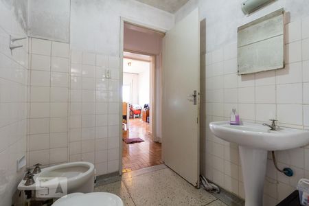 Apartamento à venda com 100m², 2 quartos e sem vagaBanheiro