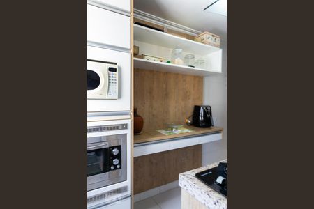 Apartamento à venda com 65m², 2 quartos e 1 vaga Apartamento à venda com 65m², 2 quartos e 1 vagaCozinha