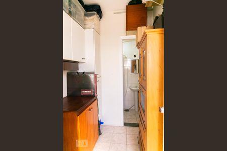 Apartamento à venda com 111m², 3 quartos e 3 vagas Apartamento à venda com 111m², 3 quartos e 3 vagasQuarto de Serviço