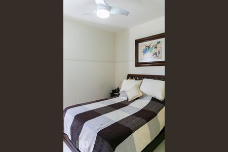 Apartamento à venda com 111m², 3 quartos e 3 vagas Apartamento à venda com 111m², 3 quartos e 3 vagasSuíte