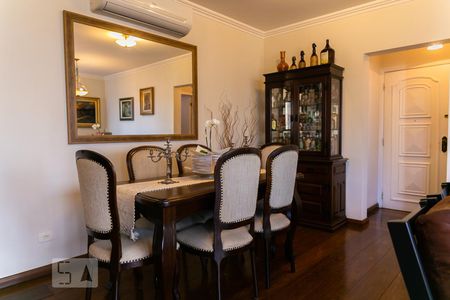 Apartamento à venda com 111m², 3 quartos e 3 vagas Apartamento à venda com 111m², 3 quartos e 3 vagasSala