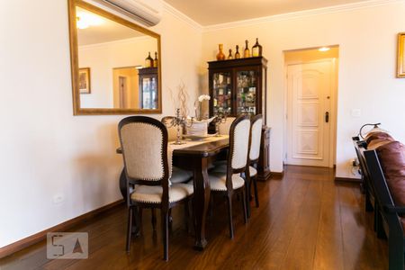 Apartamento à venda com 111m², 3 quartos e 3 vagas Apartamento à venda com 111m², 3 quartos e 3 vagasSala