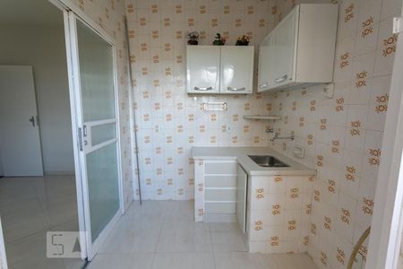Cozinha de apartamento à venda com 3 quartos, 92m² em Cidade Nova, Belo Horizonte