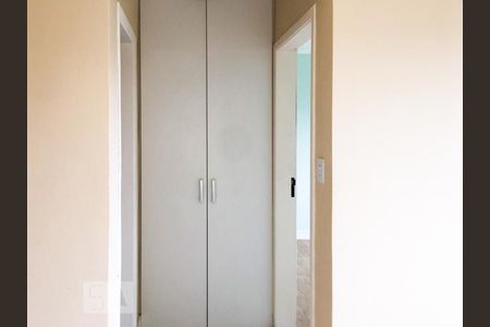 Circulação de apartamento para alugar com 1 quarto, 42m² em Cristal, Porto Alegre