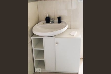 Apartamento para alugar com 42m², 1 quarto e 1 vagaBanheiro