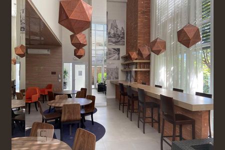 Apartamento para alugar com 66m², 2 quartos e 1 vaga Apartamento para alugar com 66m², 2 quartos e 1 vagaÁrea Comum