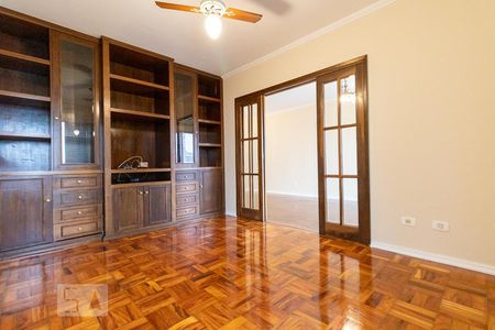 Sala de TV de apartamento para alugar com 2 quartos, 125m² em Sumarezinho, São Paulo