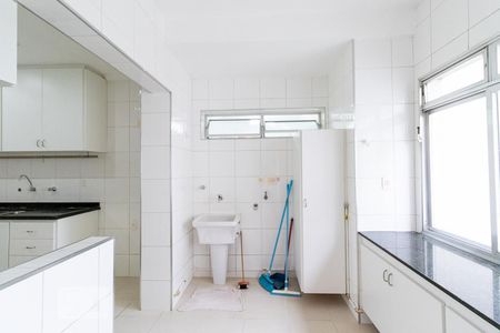 Apartamento para alugar com 125m², 2 quartos e 1 vaga Apartamento para alugar com 125m², 2 quartos e 1 vagaÁrea de serviço