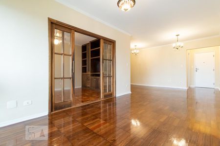 Sala de apartamento para alugar com 2 quartos, 125m² em Sumarezinho, São Paulo