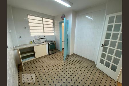 Cozinha de apartamento para alugar com 2 quartos, 77m² em Santa Cecília, São Paulo
