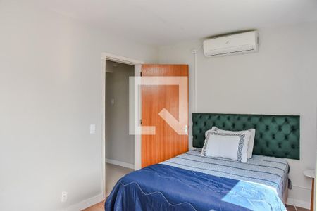 Quarto 1 de apartamento para alugar com 2 quartos, 90m² em Higienópolis, Porto Alegre