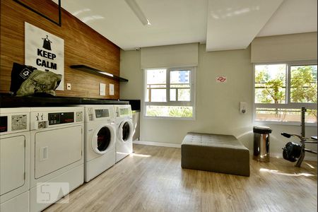Lavanderia de apartamento para alugar com 1 quarto, 40m² em Vila Pompéia, São Paulo