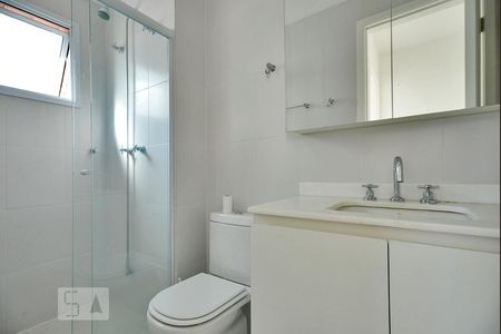 Banheiro de apartamento para alugar com 1 quarto, 40m² em Vila Pompéia, São Paulo