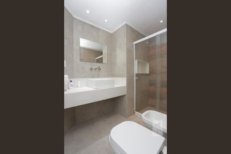 Banheiro de apartamento para alugar com 1 quarto, 70m² em Copacabana, Rio de Janeiro
