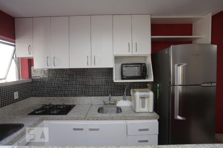 Cozinha de apartamento para alugar com 1 quarto, 70m² em Copacabana, Rio de Janeiro