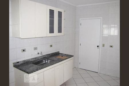 Cozinha de apartamento para alugar com 3 quartos, 105m² em Sumaré, São Paulo