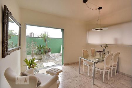 Apartamento à venda com 590m², 4 quartos e 4 vagasSala