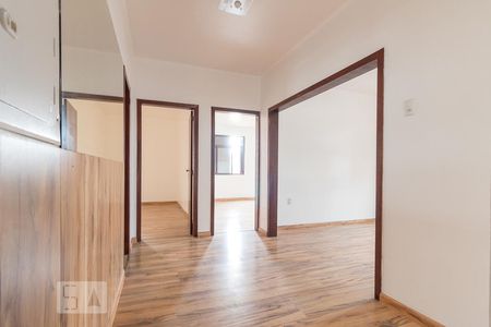 Sala de apartamento para alugar com 3 quartos, 97m² em Floresta, Porto Alegre