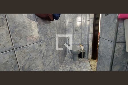 Casa para alugar com 210m², 3 quartos e 2 vagasBanheiro Quarto 1 suíte