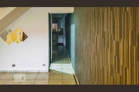 Sala de casa para alugar com 3 quartos, 210m² em Vila Camilópolis, Santo André