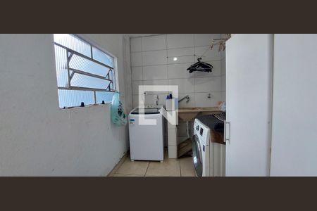 Casa para alugar com 210m², 3 quartos e 2 vagasÁrea de Serviço