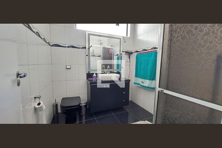 Casa para alugar com 210m², 3 quartos e 2 vagasBanheiro 2