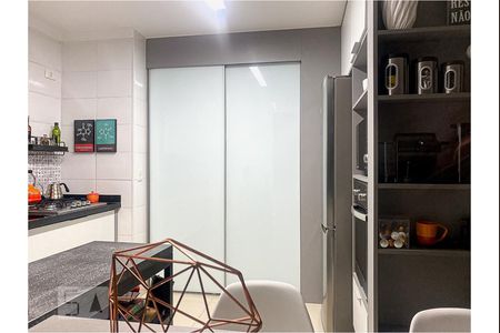 Apartamento à venda com 64m², 2 quartos e 1 vagaCozinha