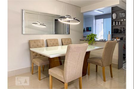 Apartamento à venda com 64m², 2 quartos e 1 vagaSala