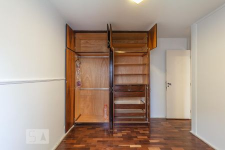 Apartamento para alugar com 65m², 2 quartos e 1 vaga Apartamento para alugar com 65m², 2 quartos e 1 vagaPrimeiro dormitório