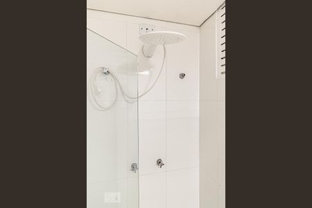 Apartamento para alugar com 65m², 2 quartos e 1 vaga Apartamento para alugar com 65m², 2 quartos e 1 vagaBanheiro