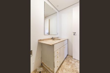 Apartamento para alugar com 65m², 2 quartos e 1 vaga Apartamento para alugar com 65m², 2 quartos e 1 vagaBanheiro